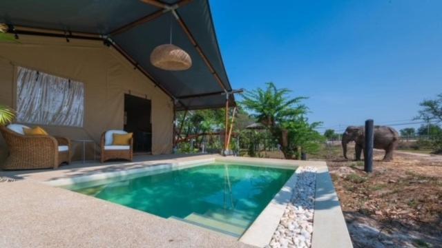 Elephant View Camp Ban Huai Thawai Exterior photo