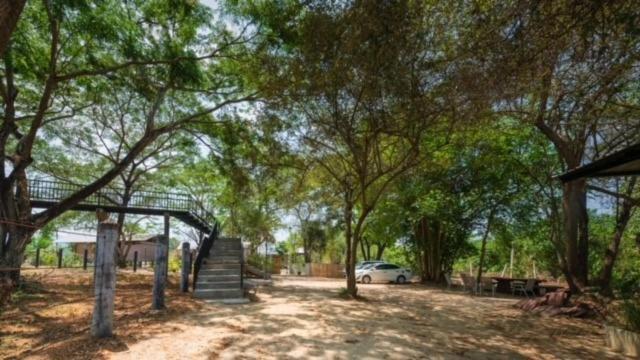 Elephant View Camp Ban Huai Thawai Exterior photo